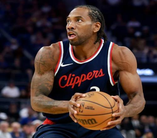 正负值29倒数第一！莱昂纳德17中7得到18分5篮板