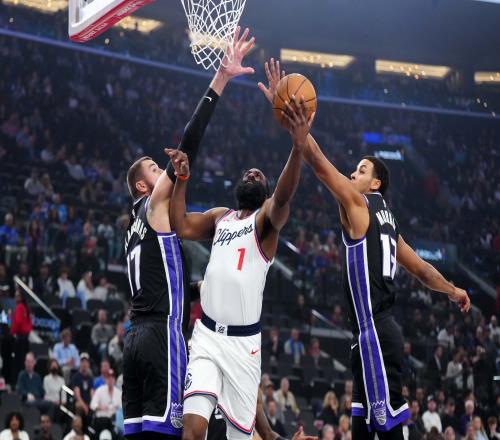 快船VS国王述评：09届哈登德罗赞神仙打架小卡绝杀妙到“颠”毫