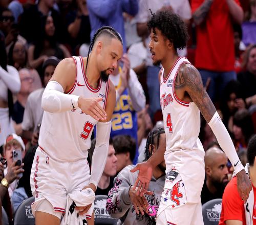 杰伦-格林:狄龙在灰熊时总防守我 早就结下梁子了 他很讨人厌