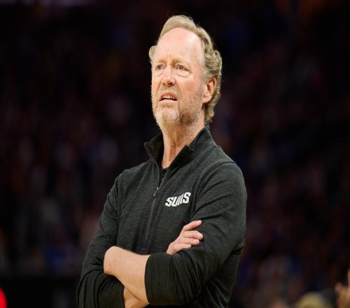 布登:我们有出色的球员 只需继续努力 但情况可能瞬息万变