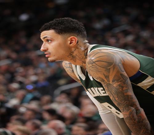 库兹马:别看我三分命中率才33% 但对手防守时把我当作很强的球员