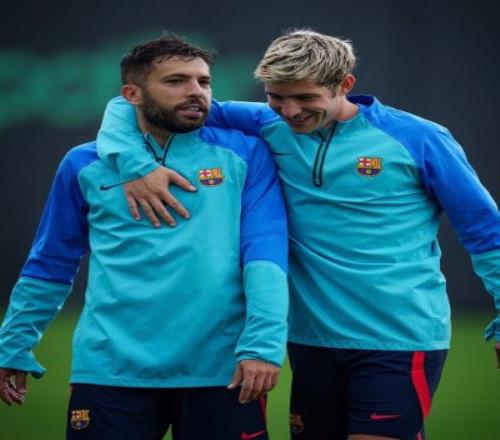 罗伯托社媒告别阿尔巴：很幸运曾同你并肩作战，祝一切顺利