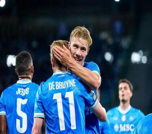 曼市弃将携手闪耀欧冠！霍伊伦梅开二度德布劳内助攻双响