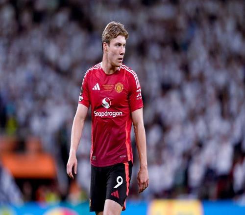 罗体：那不勒斯将先租后买4500万欧引进霍伊伦，曼联想要10%二转