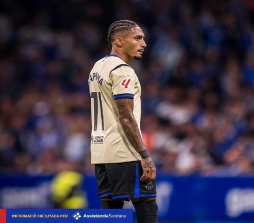 无缘欧冠战巴黎！巴萨官方：拉菲尼亚右大腿肌肉受伤，将缺战3周