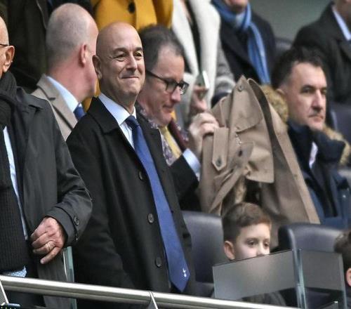 功成身退！列维执掌热刺25年功绩：10亿镑建新球场，夺欧联杯冠军