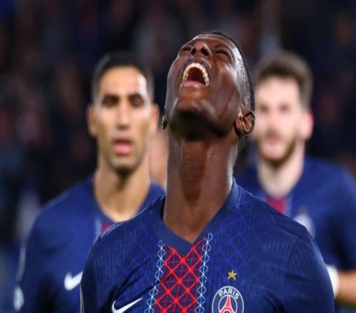 欧冠惨案诞生！卫冕冠军踢疯了，恩里克率队狂飙：豪取6连胜