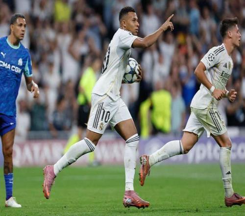 21！不惧2场红牌，姆巴佩双响+追平穆勒，皇马逆转获欧冠开门红