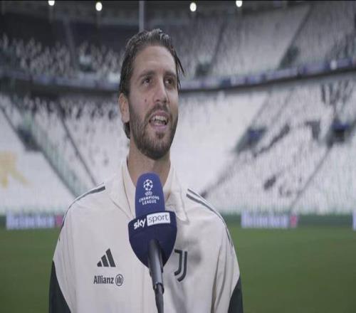 洛卡特利：虽然在季前赛踢过多特，但明天肯定会是另一场比赛