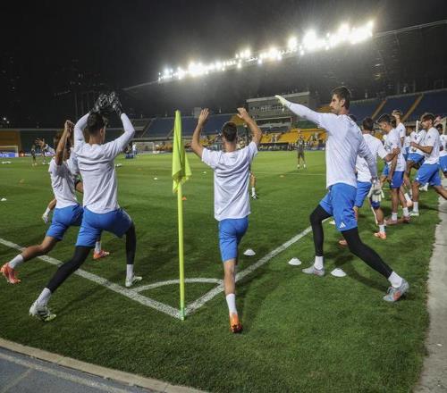 迎战皇马前凯拉特主场刚办完演唱会，俱乐部全力保障场地状况