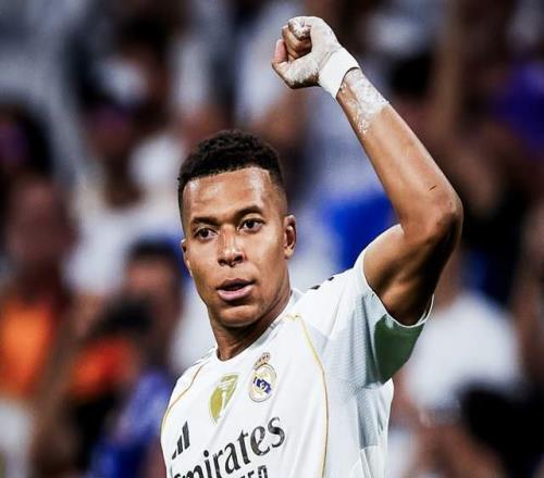 欧冠第4帽！姆巴佩杀疯了：狂奔+穿心箭2场5球创3大纪录