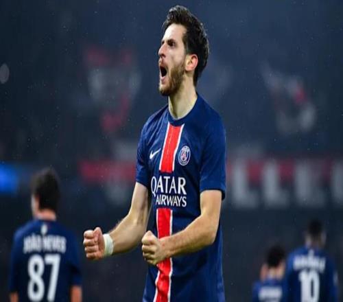 记者：K77无缘欧冠战巴萨大名单，周末战里尔可以复出