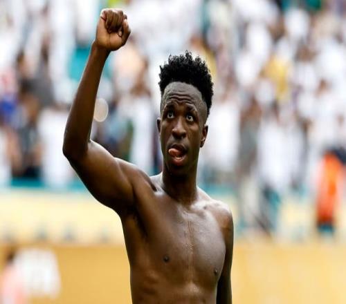 阿斯：维尼修斯接受赛季结束后再谈续约，想提升表现增加筹码