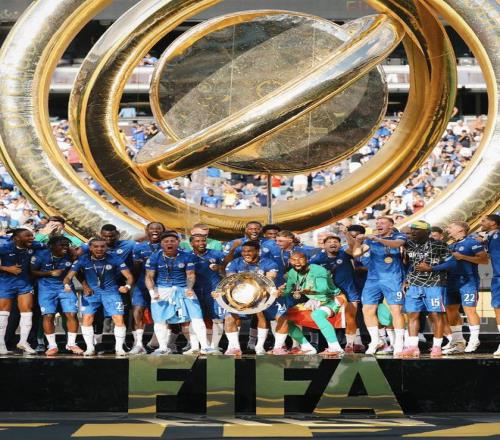 差点通杀巴黎连斩曼城、红军、枪手、热刺，只输给了切尔西