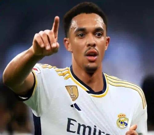 记者：阿诺德有望入选对尤文大名单，阿拉巴比目鱼肌不适