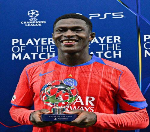 门德斯当选大巴黎vs勒沃库森全场最佳，连续第二场获此殊荣