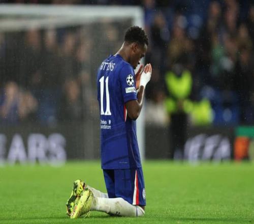 吉滕斯：我依然在适应切尔西，球队的训练和比赛水准很高