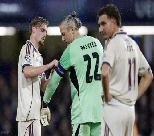 欧冠4冠王陨落开局3连败垫底！得失球111，滕哈格或回归救火