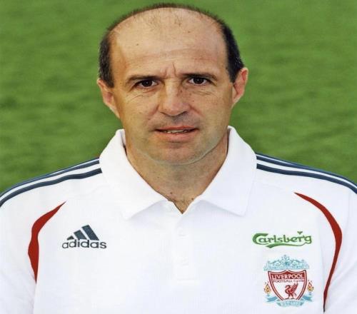 利物浦官方悼念前守门员教练奥乔托雷纳，曾助红军夺得05欧冠