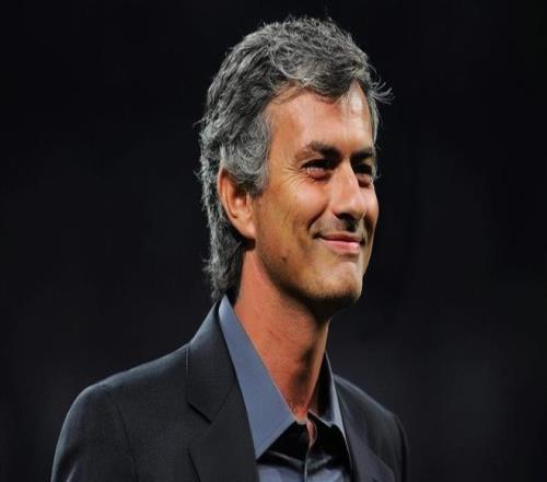 仍坚守防守策略，让穆里尼奥遭遇指责：03输球的他“真老了”