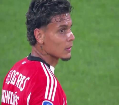 30！穆帅率队进四强：有望争3冠，葡超差榜首4分，欧冠难争前八