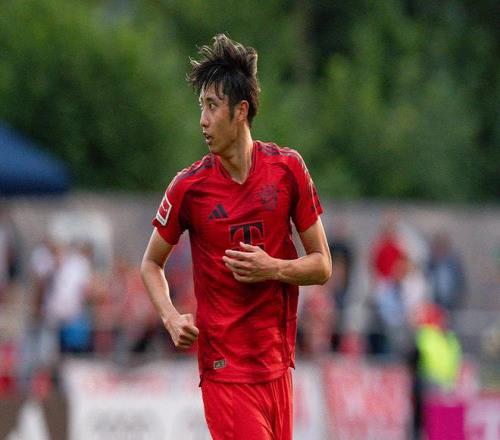 拜仁慕尼黑球员年薪曝光！韩国球员金玟哉年薪1亿元凯恩2.09亿