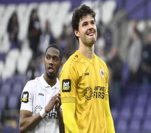 记者：拉门斯本想出战本轮比赛，但安特卫普不想冒其受伤的风险