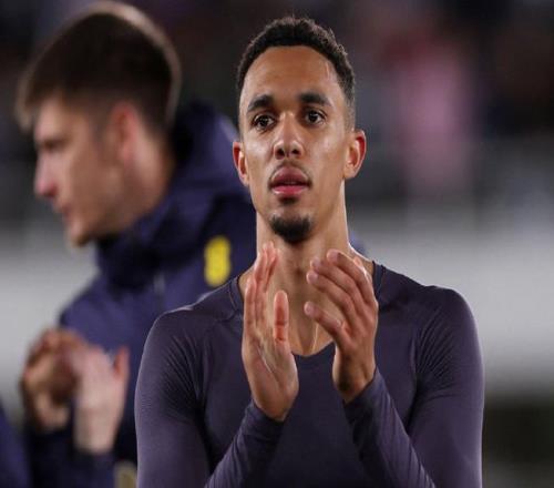 莱因克尔：阿诺德和利物浦想念彼此，在利物浦他无可替代