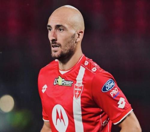 斯基拉:国米旧将卡尔迪罗拉将转投意大利第四级别联赛 斯基拉:国米旧将卡尔迪罗拉将转投意大利第四级别联赛