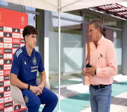 库巴西：我正抽空学习企业管理，现在非常期待国家德比到来