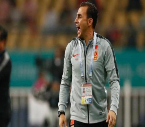 卡纳瓦罗曾从恒大带走2箱执教笔记知情人：有国脚支持他执教国足