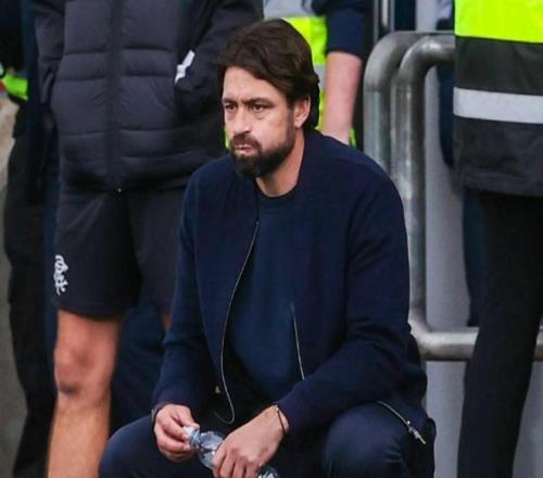 官方：流浪者主帅拉塞尔马丁下课执教7轮联赛仅1胜