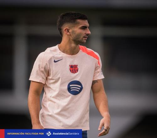 巴萨官方：费兰托雷斯左腿腘绳肌负荷过重，但并未损伤