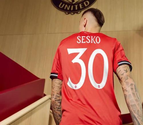 曼联官方：谢什科将身穿30号球衣，迭戈莱昂改穿35号
