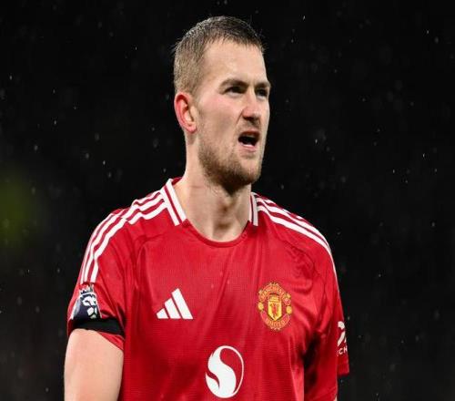 德里赫特谈对阵阿森纳：希望能获胜，然后与球迷们一起庆祝