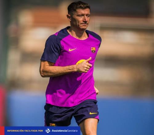 巴萨官方：莱万左大腿肌腱撕裂，恢复时间待定