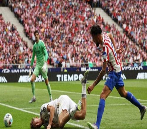 皇马后防再遭打击：主力球员受伤，恐无缘国家德比