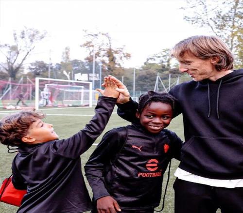 皮奥利丨魔笛曾跟我说他是米兰铁杆球迷