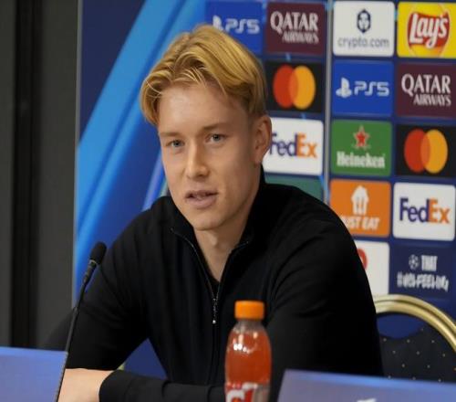 斯文松：只要科瓦奇需要我，无论如何我都会做好比赛准备