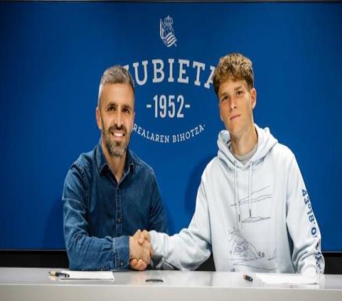 官方：皇家社会与中场新星卡沃内利续约至2028年