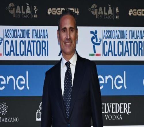 旧将阿莫鲁索：这支尤文实力不足，主要责任并不在图多尔