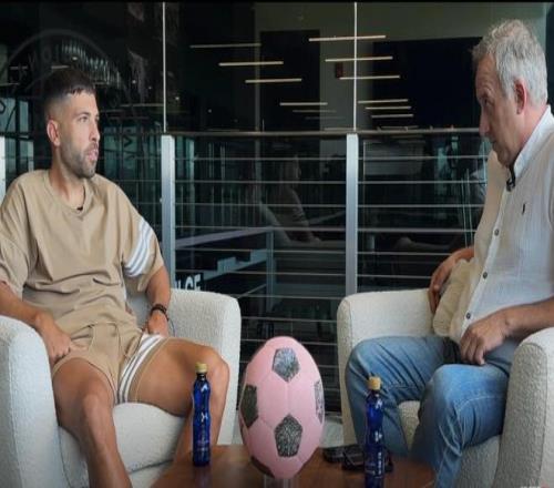 阿尔巴：自己未来不会当教练身体状态很好但退役是综合考虑