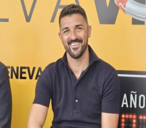 比利亚专访：亚马尔才18岁却肩负过重责任，后悔当初选7号