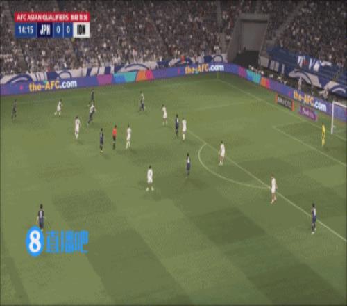 日本10领先印尼！第14分钟，镰田大地头槌破门，三户舜介助攻