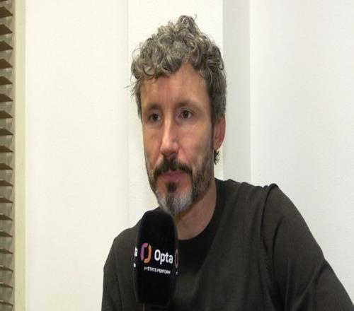 范博梅尔：荷兰队永远是世界杯热门，梅西16岁就惊艳了我