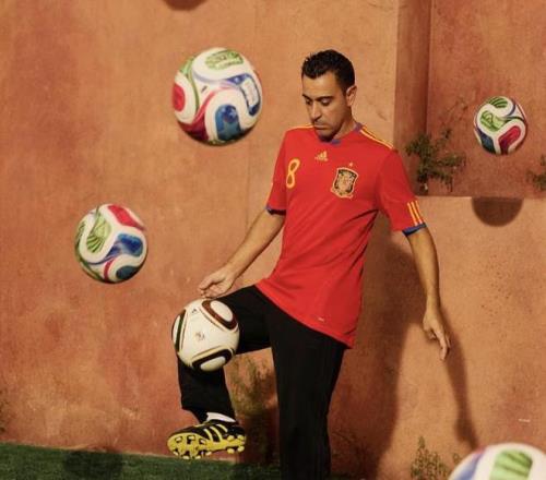 哈维：登贝莱拿金球实至名归西班牙是世界杯夺冠热门之一