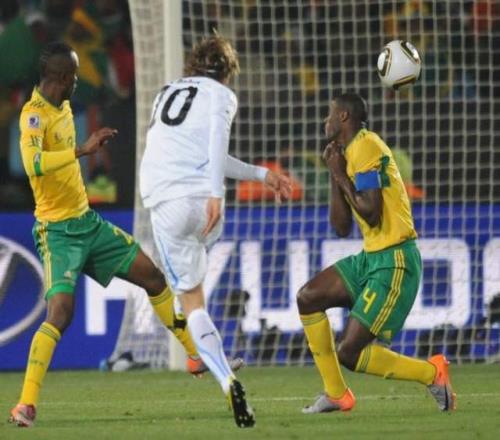 能拿世界杯金球奖，却先后在曼联国米沦为水货，天才受限于球风