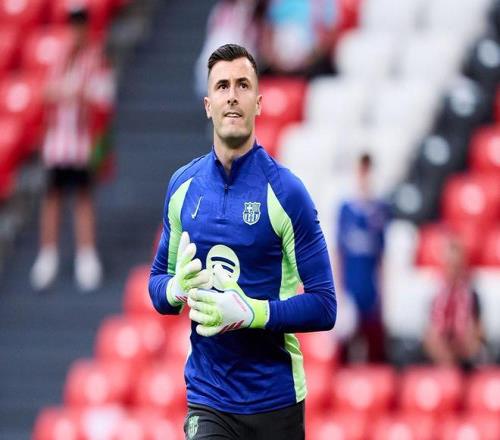 莫雷托：巴萨门将佩尼亚即将加盟埃尔切