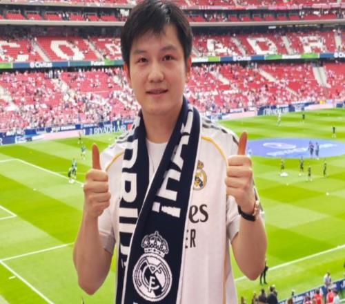 樊振东观战马德里德比：相信再次回到这里时我们必将取得胜利