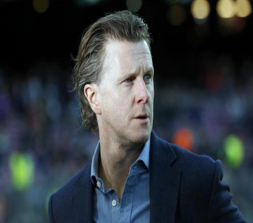 麦克马纳曼：巴萨不要在比赛拿下时继续用亚马尔，这会让对手愤怒